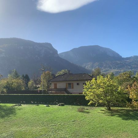 Apartmán La Montagne Ca Vous Gagne ! Cluses Exteriér fotografie