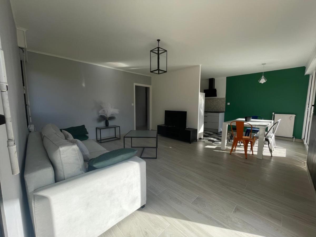 Apartmán La Montagne Ca Vous Gagne ! Cluses Exteriér fotografie
