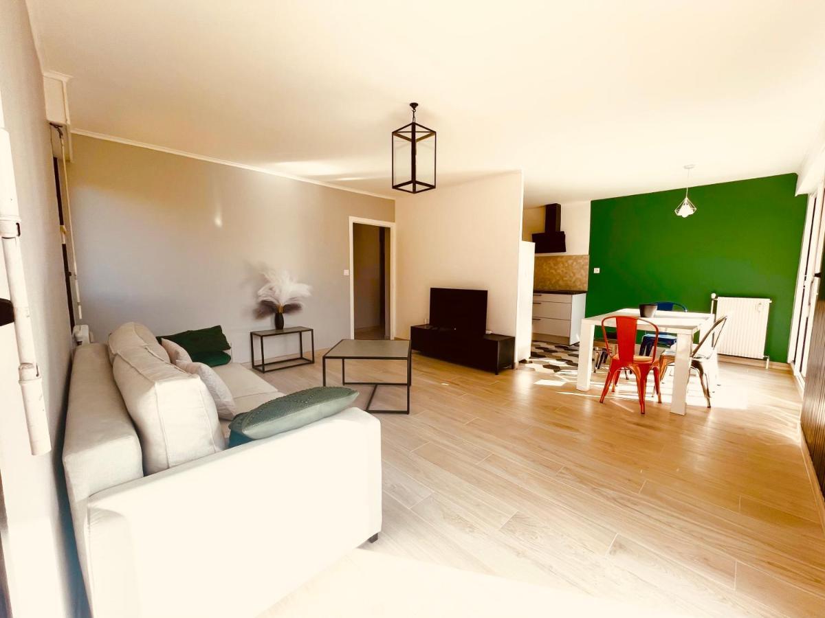 Apartmán La Montagne Ca Vous Gagne ! Cluses Exteriér fotografie